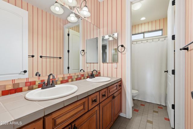 2364 W PHILLIPS Road, San Tan Valley, AZ 85144