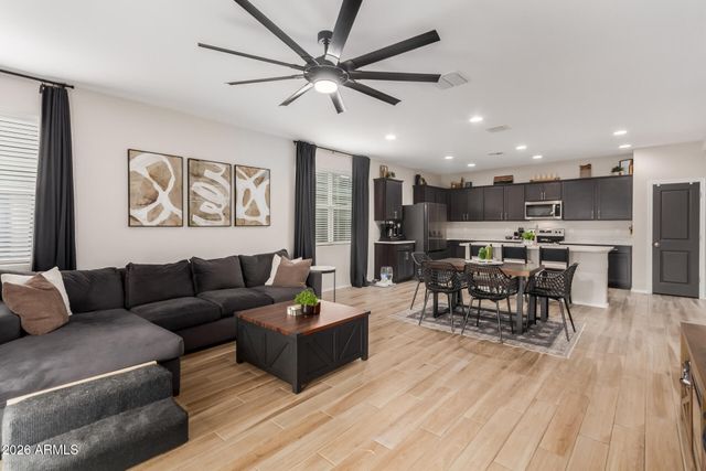 10329 W GABY Road, Tolleson, AZ 85353