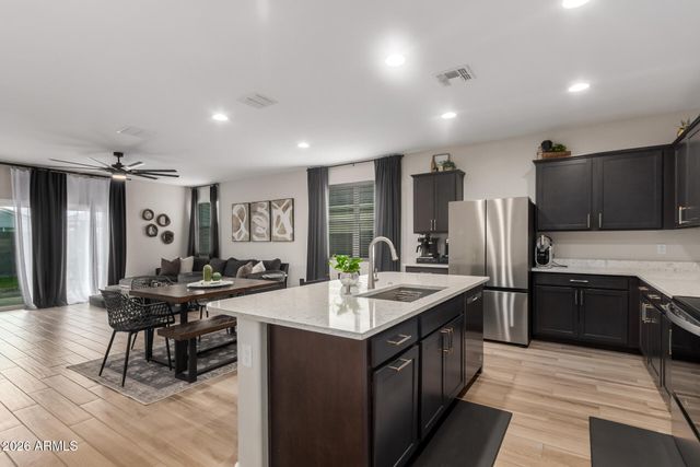 10329 W GABY Road, Tolleson, AZ 85353