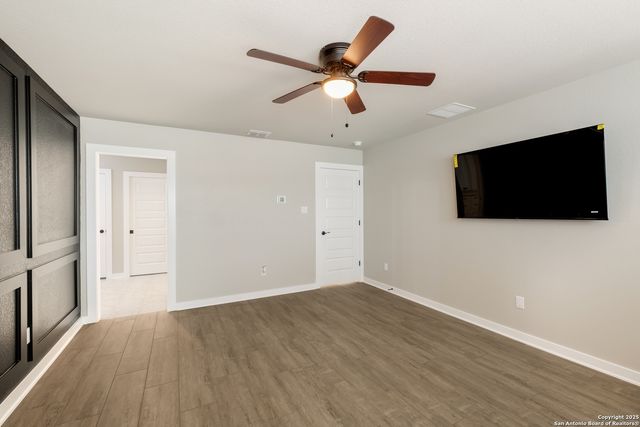 122 Hi View, Lakehills, TX 78063