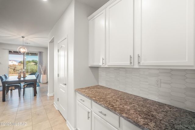 17087 S Emerald Vista Drive, Vail, AZ 85641