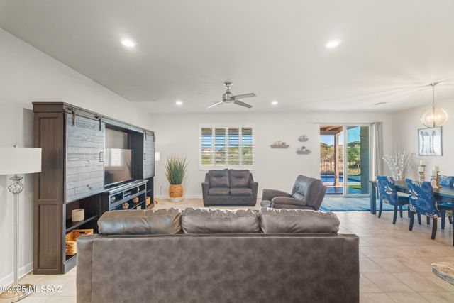 17087 S Emerald Vista Drive, Vail, AZ 85641