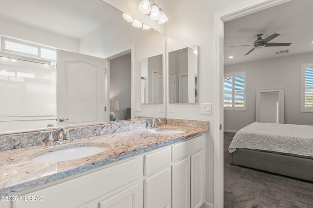 17087 S Emerald Vista Drive, Vail, AZ 85641