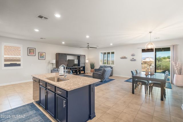 17087 S Emerald Vista Drive, Vail, AZ 85641