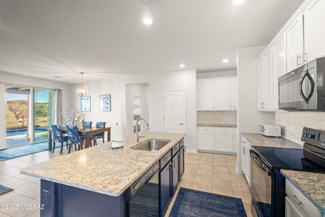 17087 S Emerald Vista Drive, Vail, AZ 85641