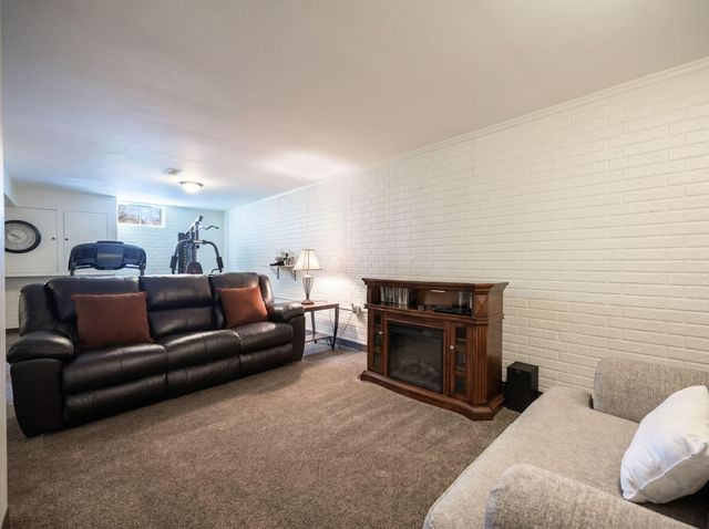 6819 Brooklyn Heights Road, Westerville, OH 43081