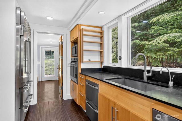 16928 464th Way SE, North Bend, WA 98045