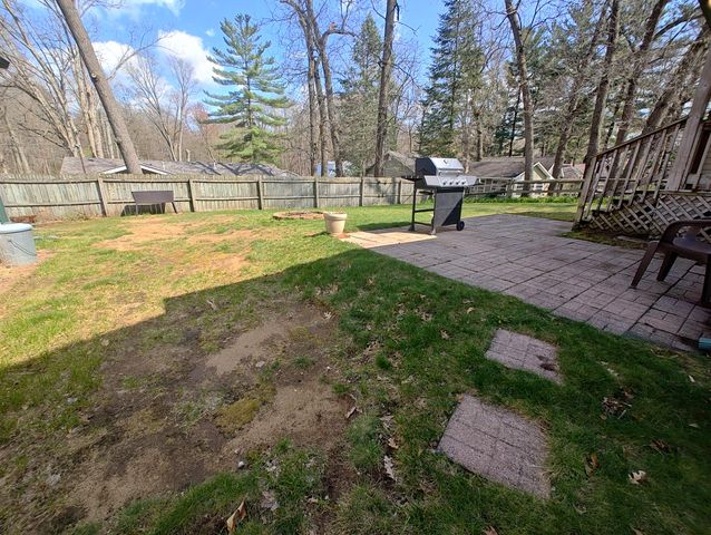 6441 E Calvin Drive, Knox, IN 46534