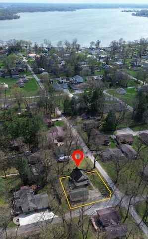 6441 E Calvin Drive, Knox, IN 46534