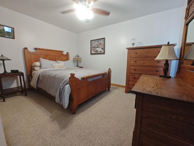 6441 E Calvin Drive, Knox, IN 46534