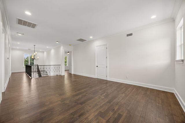 5616 Pershing Avenue, Fort Worth, TX 76107