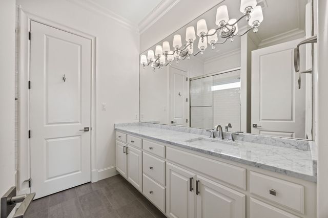 5616 Pershing Avenue, Fort Worth, TX 76107