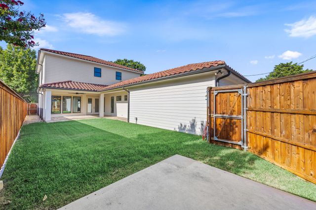 5616 Pershing Avenue, Fort Worth, TX 76107