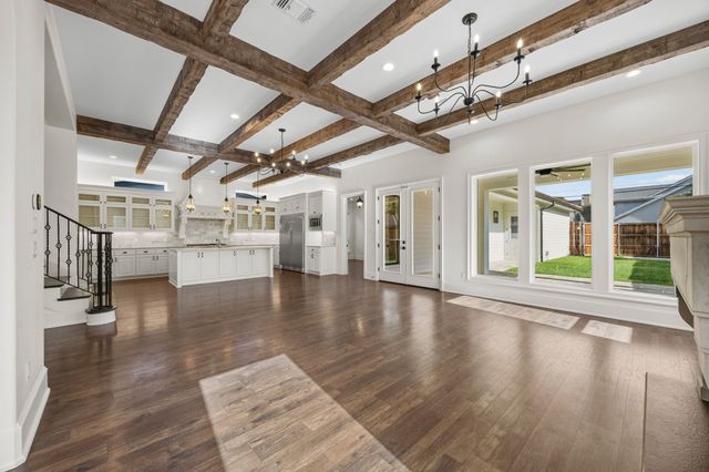 5616 Pershing Avenue, Fort Worth, TX 76107