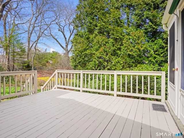 65 Tahmore Place, Fairfield, CT 06825