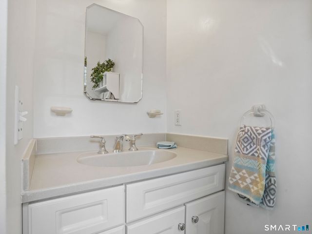 65 Tahmore Place, Fairfield, CT 06825