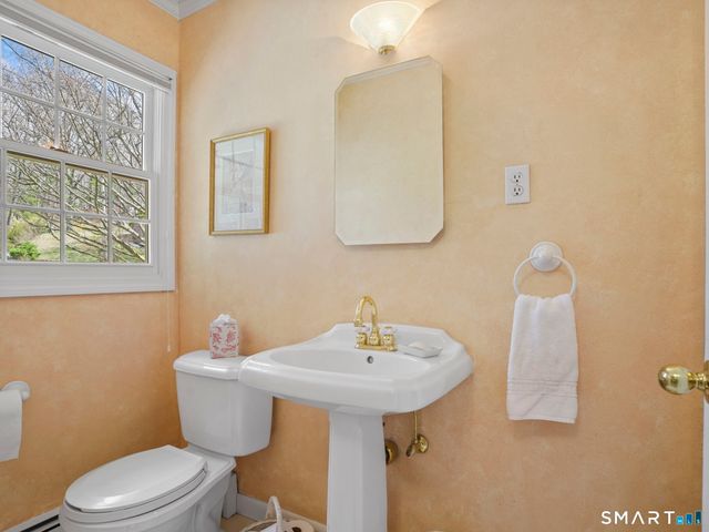 65 Tahmore Place, Fairfield, CT 06825