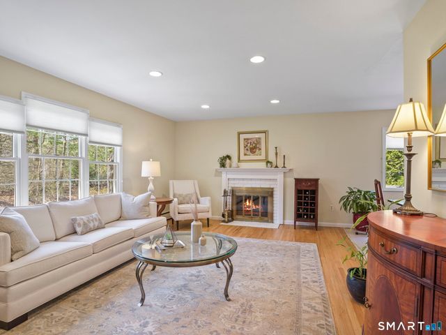 65 Tahmore Place, Fairfield, CT 06825