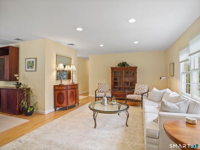 65 Tahmore Place, Fairfield, CT 06825