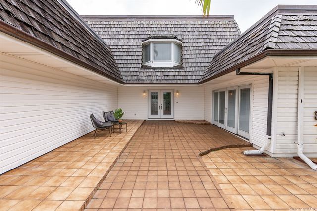 824-A N Kalaheo Avenue, Kailua, HI 96734