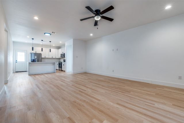 2844 Oakdale Street, Dallas, TX 75215