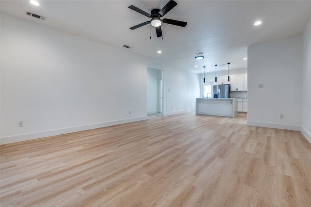 2844 Oakdale Street, Dallas, TX 75215