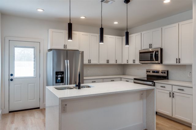 2844 Oakdale Street, Dallas, TX 75215