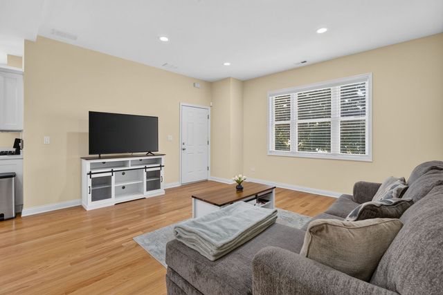 5431 W 30th Place, Cicero, IL 60804