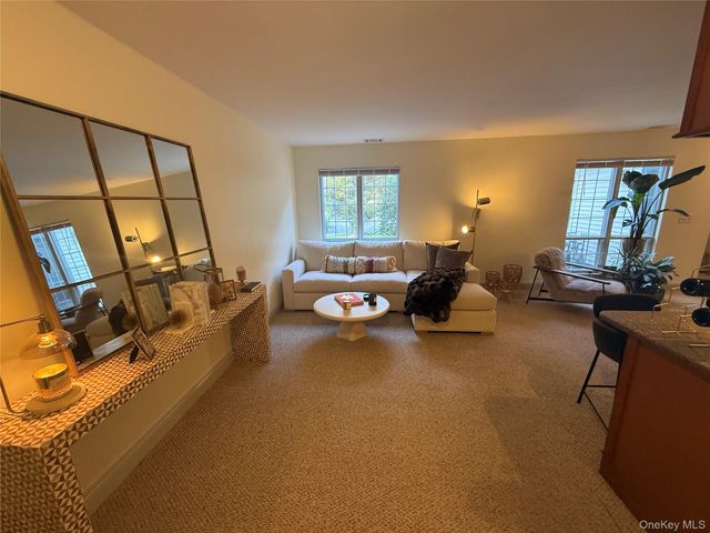 30 Homestead Vil Drive, Warwick, NY 10990