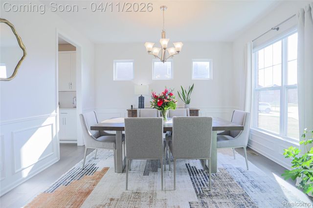 13101 Valencia Drive, Shelby Charter Township, MI 48315