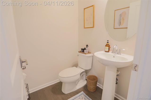 13101 Valencia Drive, Shelby Charter Township, MI 48315