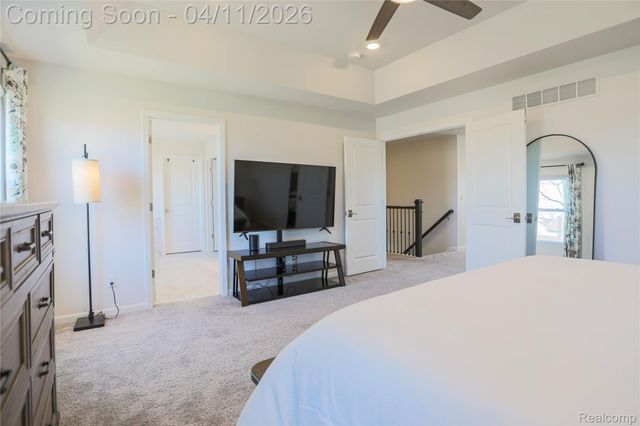 13101 Valencia Drive, Shelby Charter Township, MI 48315