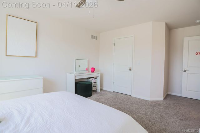 13101 Valencia Drive, Shelby Charter Township, MI 48315