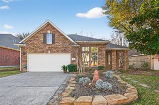 27 Sovereign Way, Conroe, TX 77384