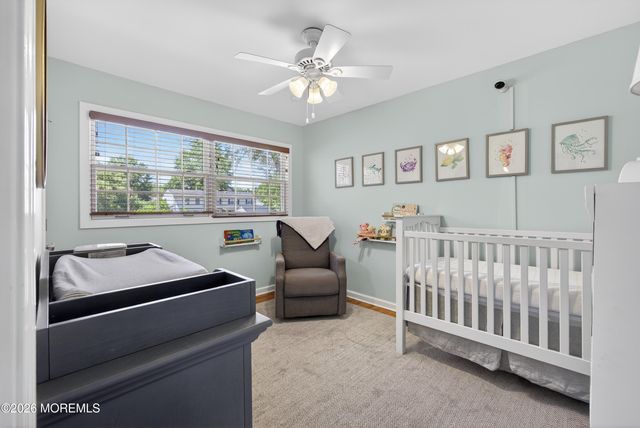 21 Karyn Terrace E, Middletown, NJ 07748