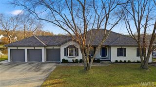 905 Thornbury Place, O'fallon, IL 62269