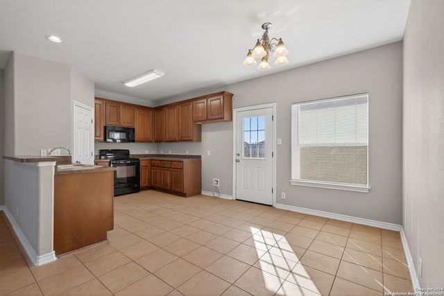 15709 Fair Lane, Selma, TX 78154