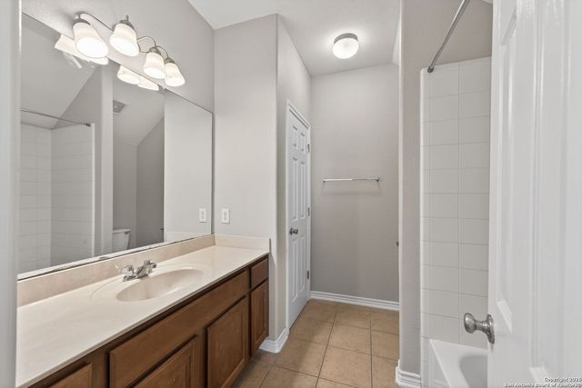 15709 Fair Lane, Selma, TX 78154