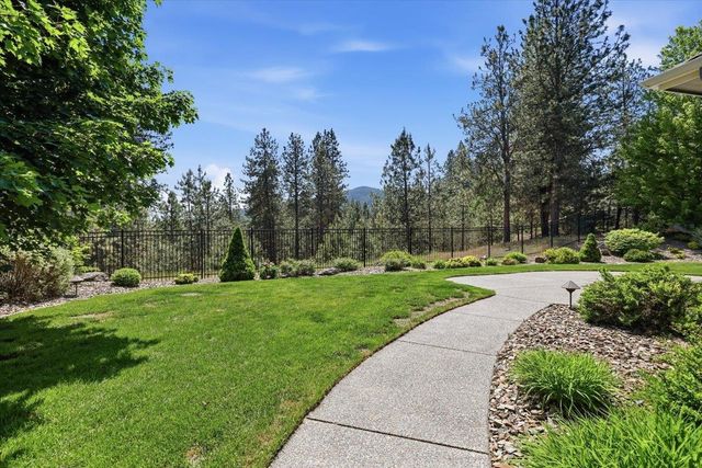 11208 E Sandstone Ln, Spokane Valley, WA 99206