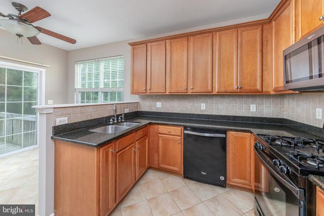 1085 BUCKINGHAM, West Deptford, NJ 08086