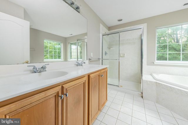 1085 BUCKINGHAM, West Deptford, NJ 08086