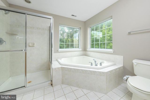 1085 BUCKINGHAM, West Deptford, NJ 08086