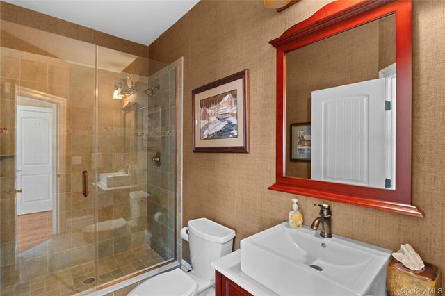 45 Cannon Court, Huntington, NY 11743