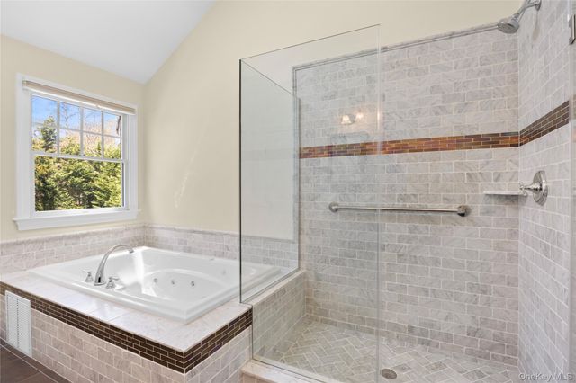 45 Cannon Court, Huntington, NY 11743