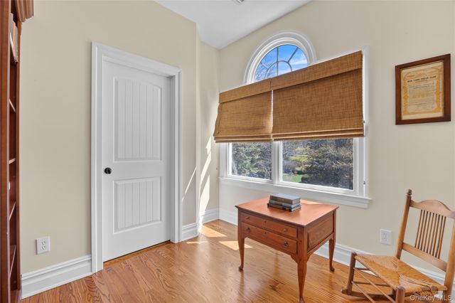 45 Cannon Court, Huntington, NY 11743