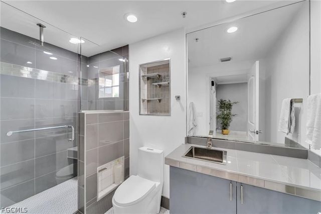 2080 W 1st ST 109, Fort Myers, FL 33901