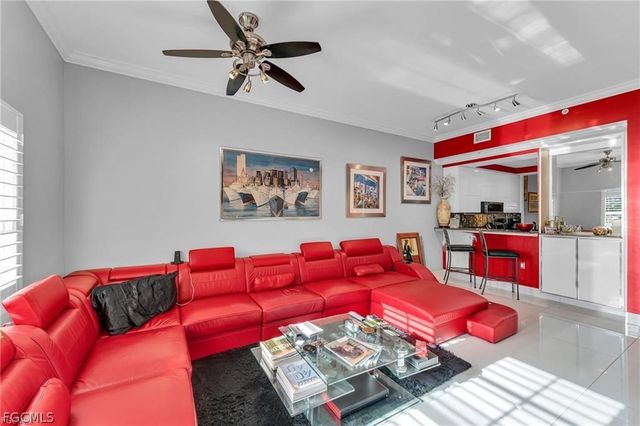 2080 W 1st ST 109, Fort Myers, FL 33901