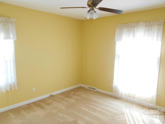 1330 E Barden Road, Charlotte, NC 28226