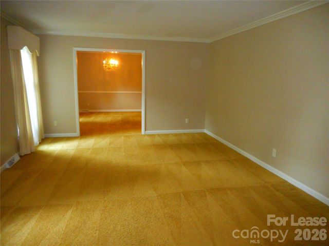 1330 E Barden Road, Charlotte, NC 28226