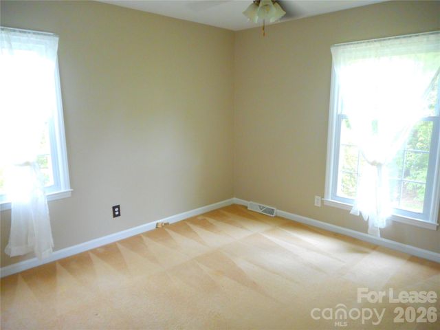 1330 E Barden Road, Charlotte, NC 28226